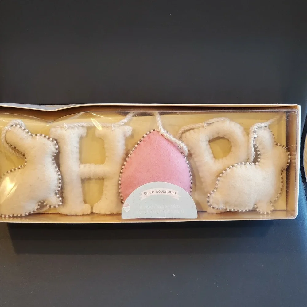 New‎ in Box Hop Hop Felt 6' Easter Bunny Eggs Garland Bunny Boulevard